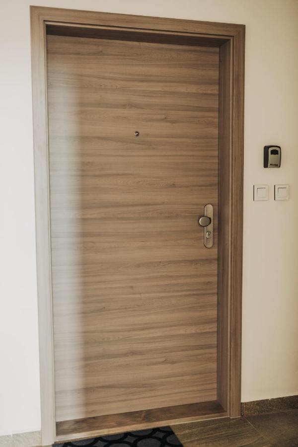 Beautiful New Studio, 400M From The Square Apartamento Plzeň Exterior foto